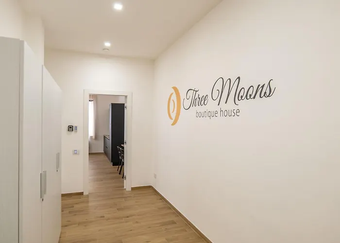 Threemoonsboutique House/pandora Apartment Salerno